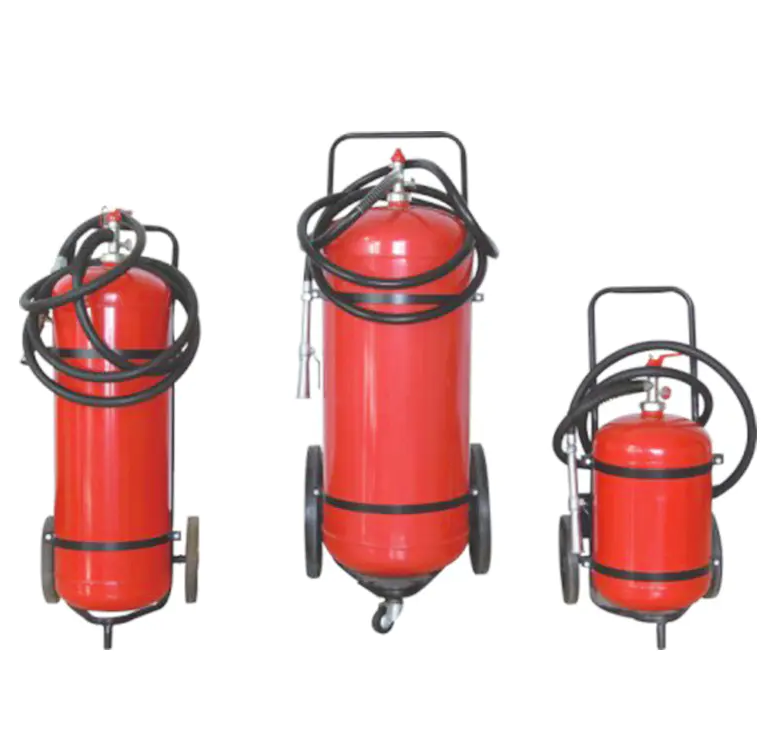 Ano ang papel na ginagampanan ng panloob na sistema ng hydrant ng sunog kapag nangyayari ang isang apoy?